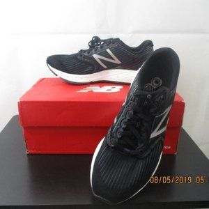New Balance Women's 890v6 Running Shoe (NWOT)